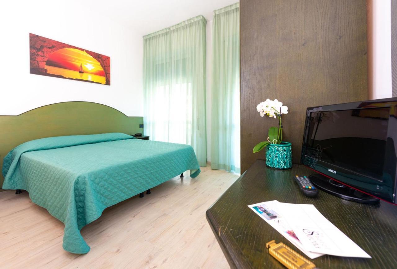 Hotel Sirena Lido di Camaiore Extérieur photo