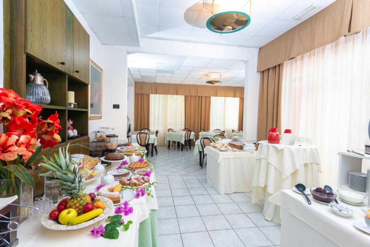 Hotel Sirena Lido di Camaiore Extérieur photo