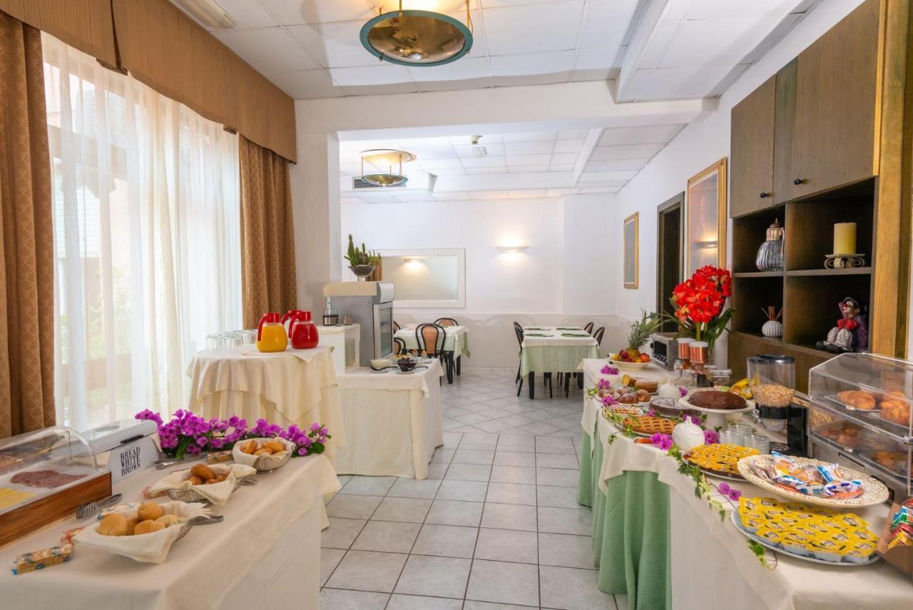 Hotel Sirena Lido di Camaiore Extérieur photo