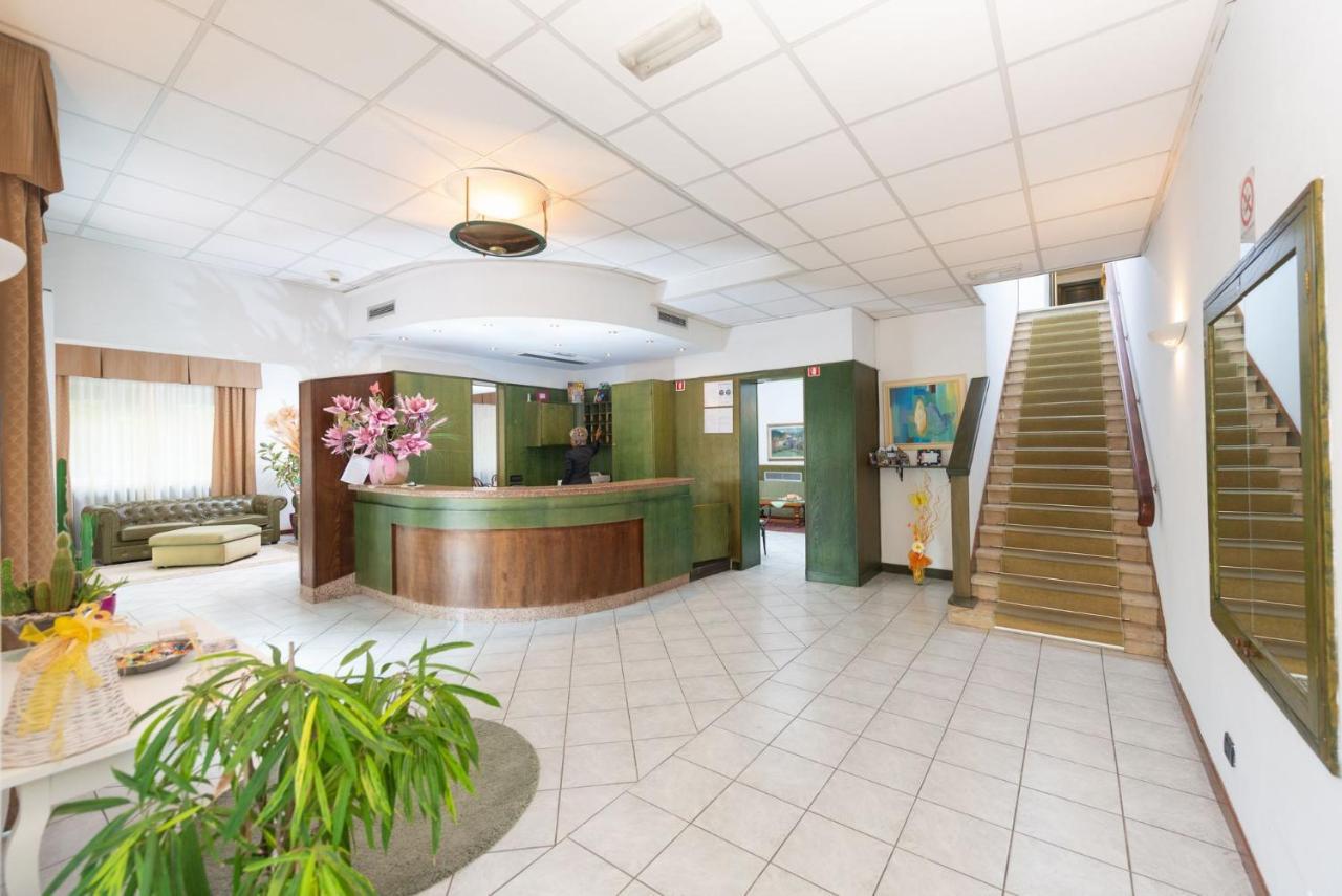 Hotel Sirena Lido di Camaiore Extérieur photo