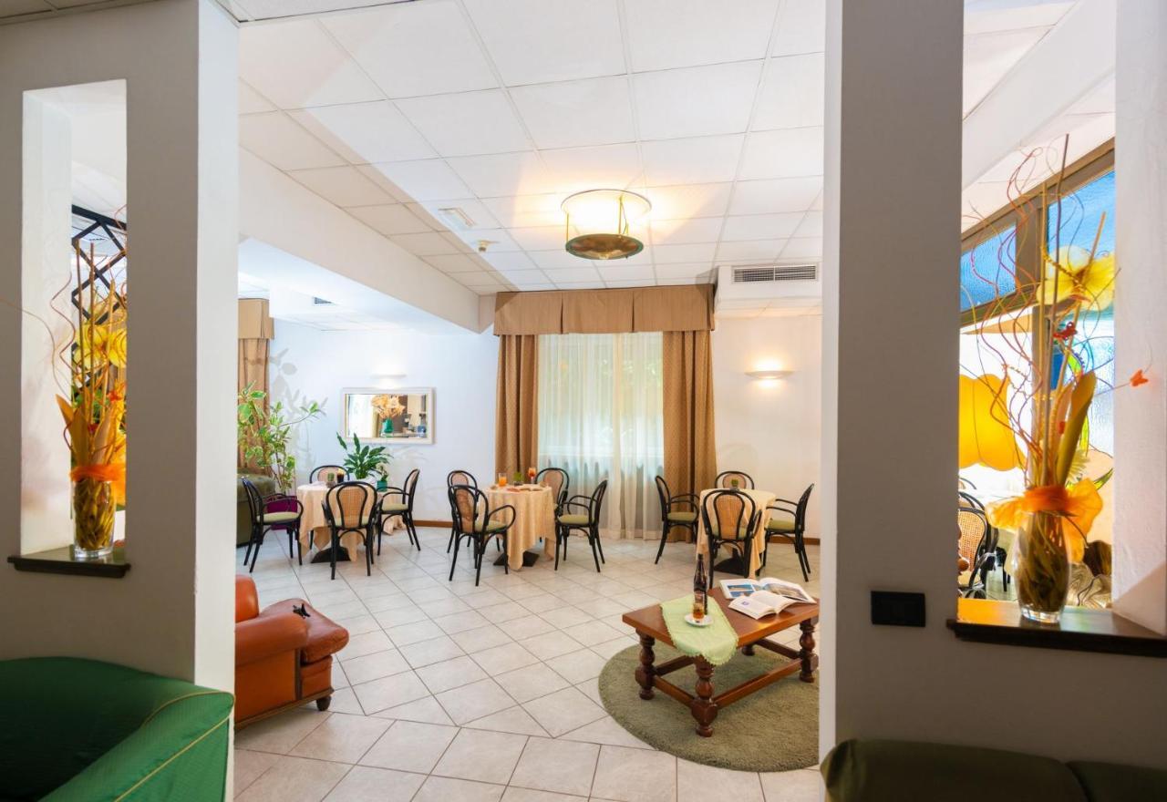 Hotel Sirena Lido di Camaiore Extérieur photo